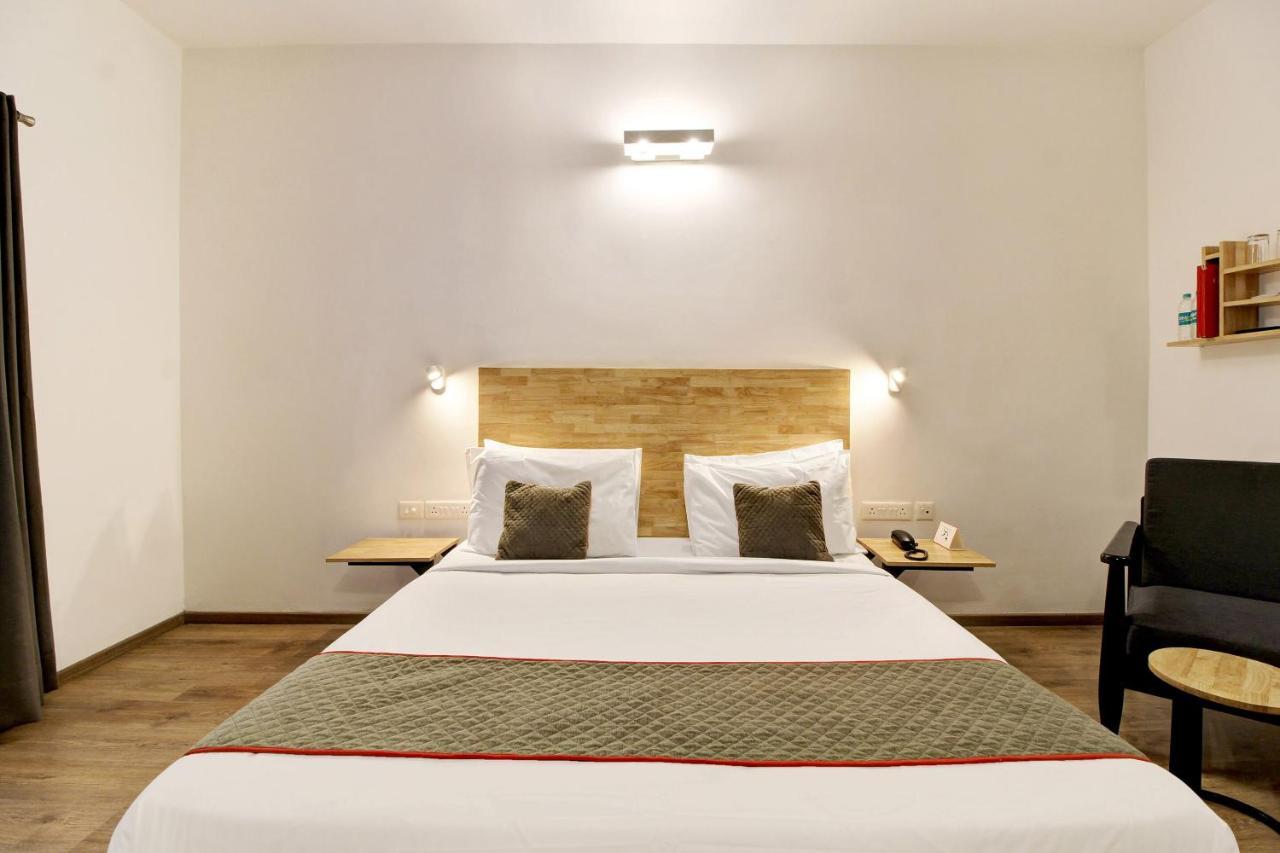 Oyo Townhouse 9 Hitech City Хидерабад Екстериор снимка