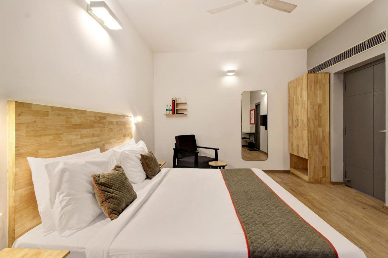 Oyo Townhouse 9 Hitech City Хидерабад Екстериор снимка