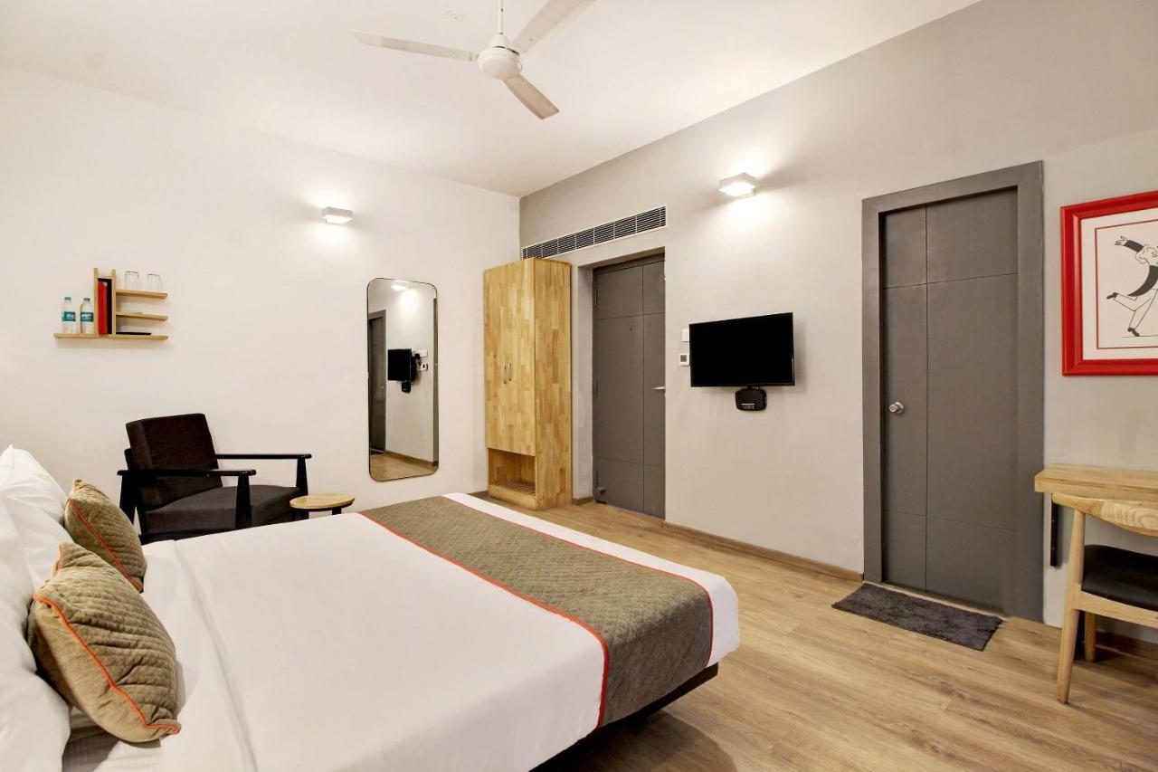 Oyo Townhouse 9 Hitech City Хидерабад Екстериор снимка