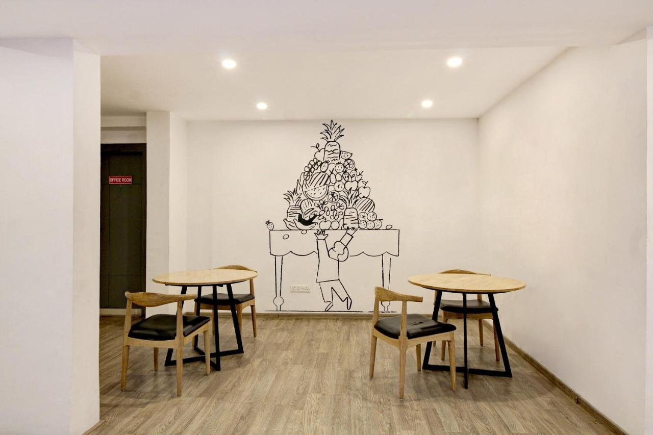 Oyo Townhouse 9 Hitech City Хидерабад Екстериор снимка
