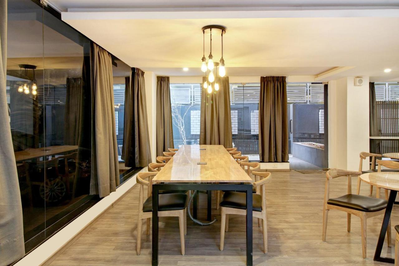 Oyo Townhouse 9 Hitech City Хидерабад Екстериор снимка
